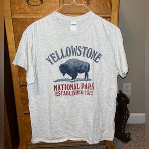 Yellowstone National Park Tee Shirt - Size L